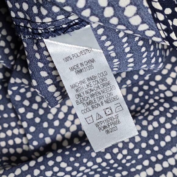 Nine Britton Deep Navy V Neck Long Sleeve Dotted Blouse M NWT - Picture 6 of 8